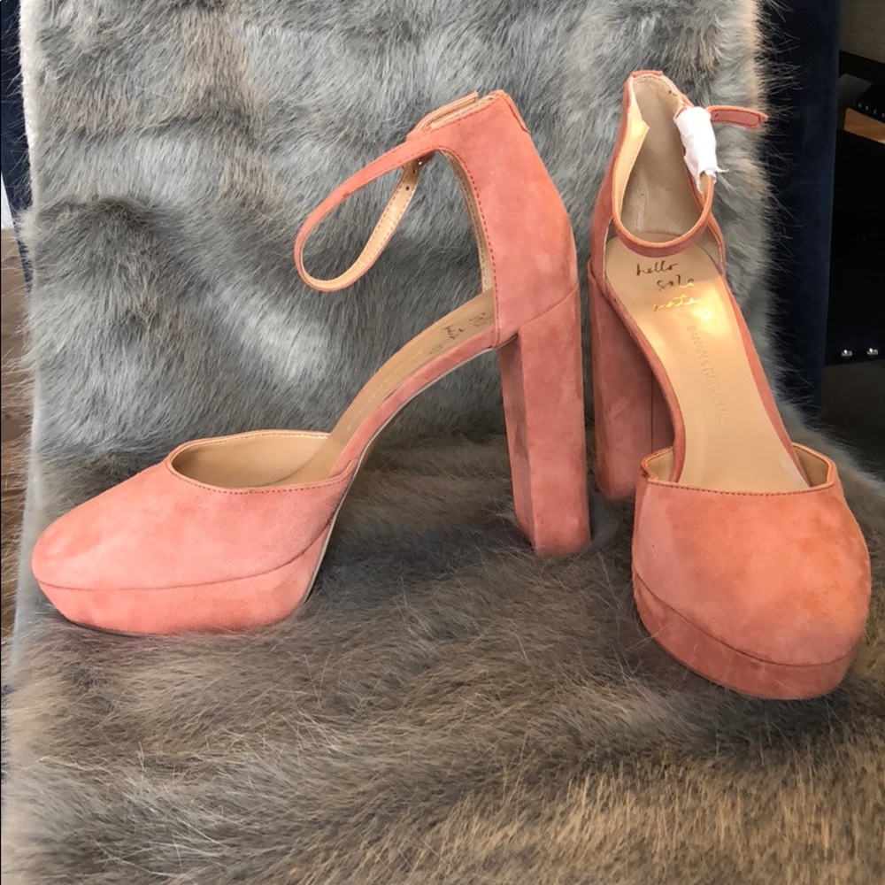 Banana Republic platform style heels size 10